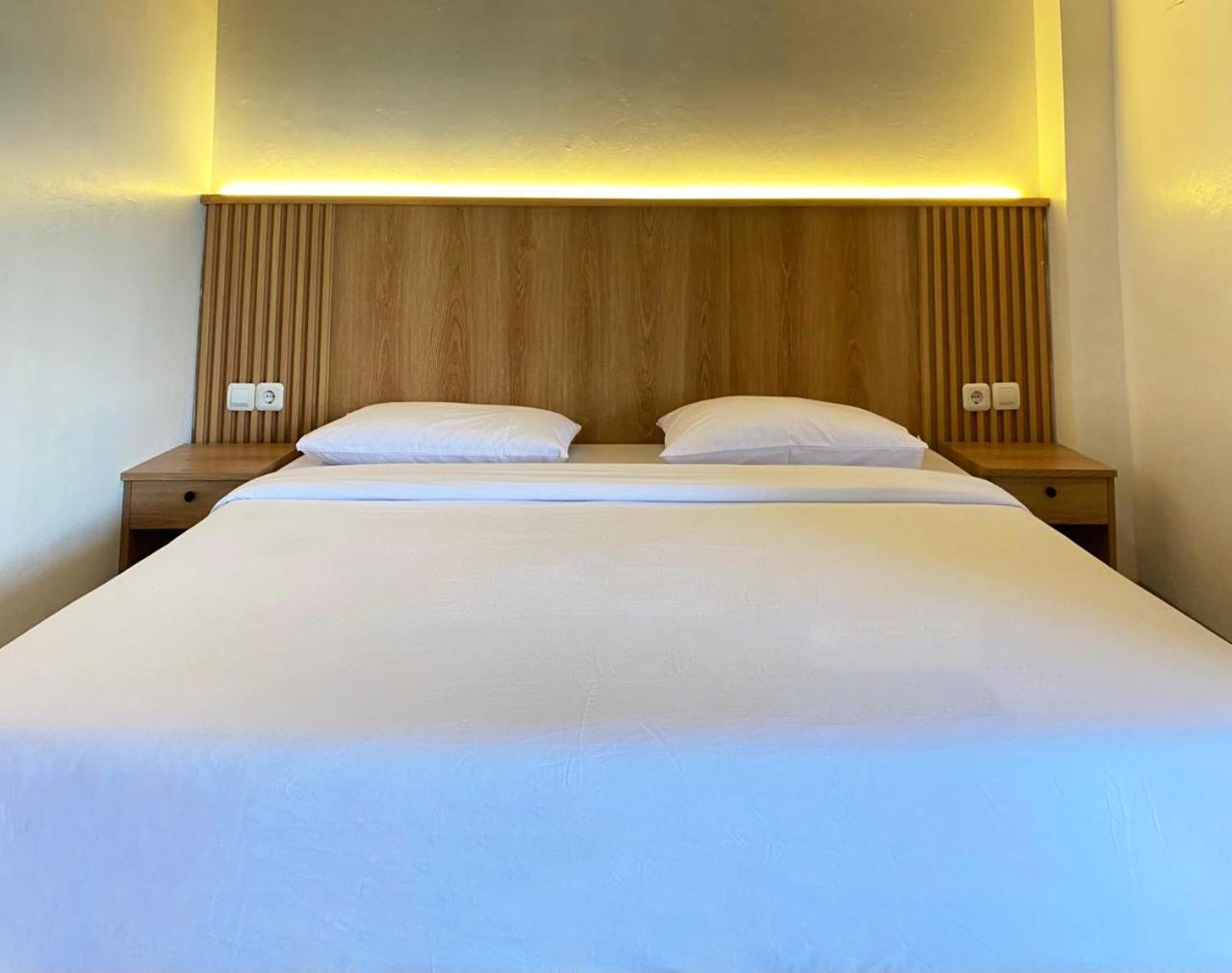 Hotel Wijaya Family 2 Kalasan Kamer foto
