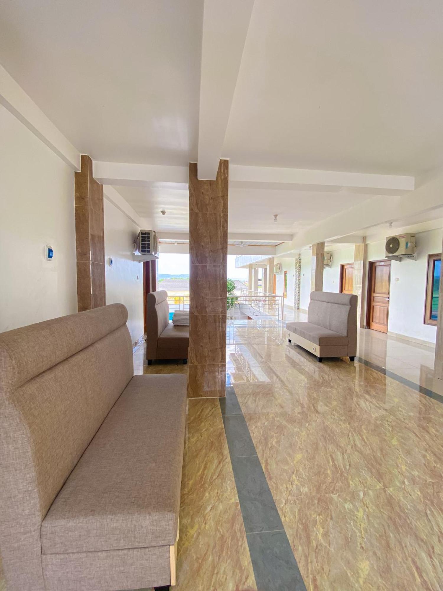 Hotel Wijaya Family 2 Kalasan Buitenkant foto